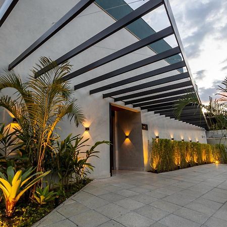 Duke Beach Hotel 马利西亚斯 外观 照片