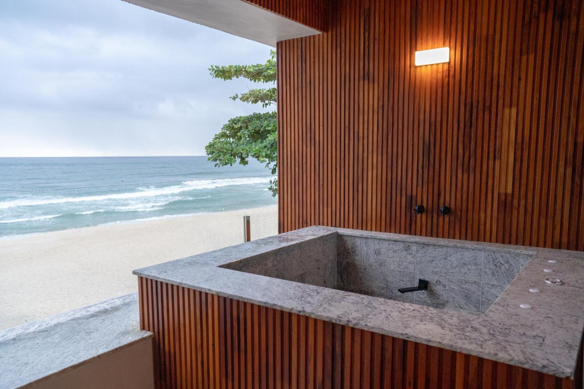 Duke Beach Hotel 马利西亚斯 外观 照片